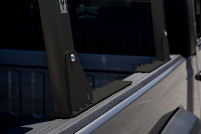 2020-2021 Jeep Gladiator Clipper Truck Rack, Fleetside, Track System, Above Cab Height, All Black Cross Bar, Legs and Base - PN #82240151 - Image 3